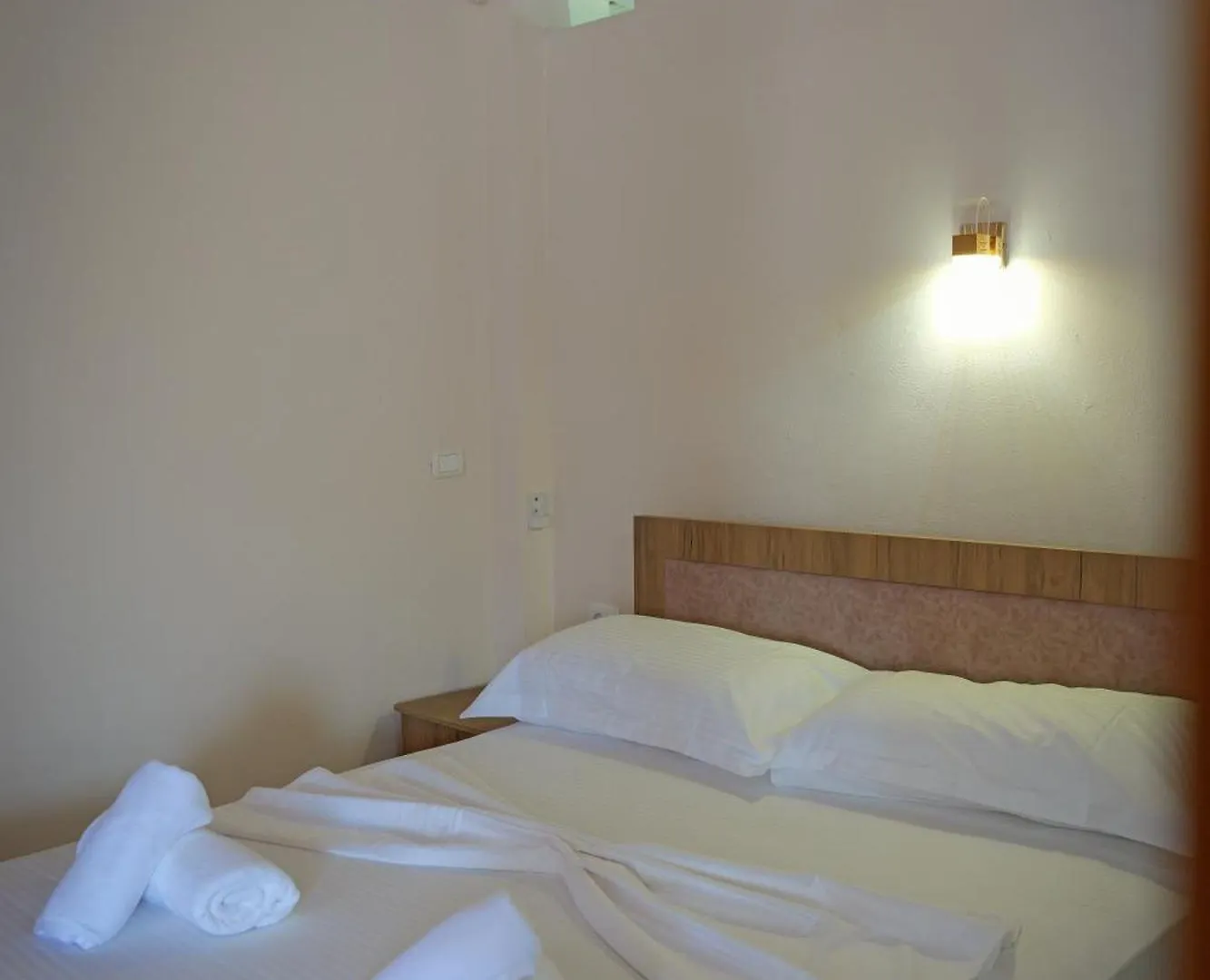 Vila Xhovani Ksamil Apartment