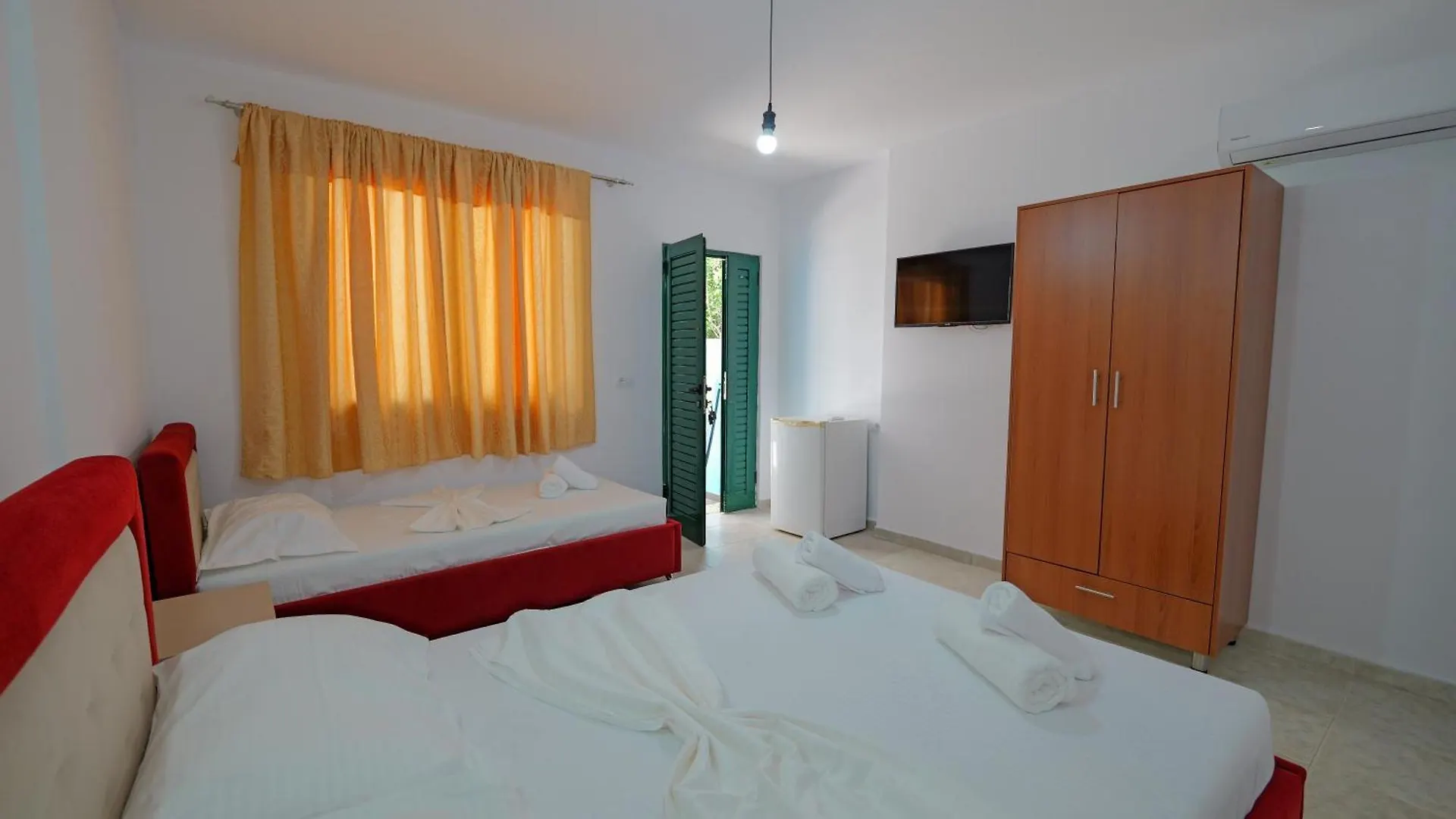 Vila Xhovani Ksamil